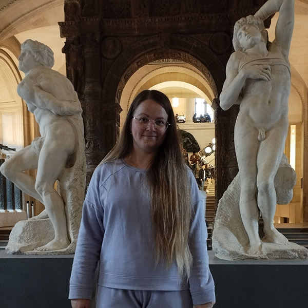 Sculptures, Silence and Presence. Anna Mamchur