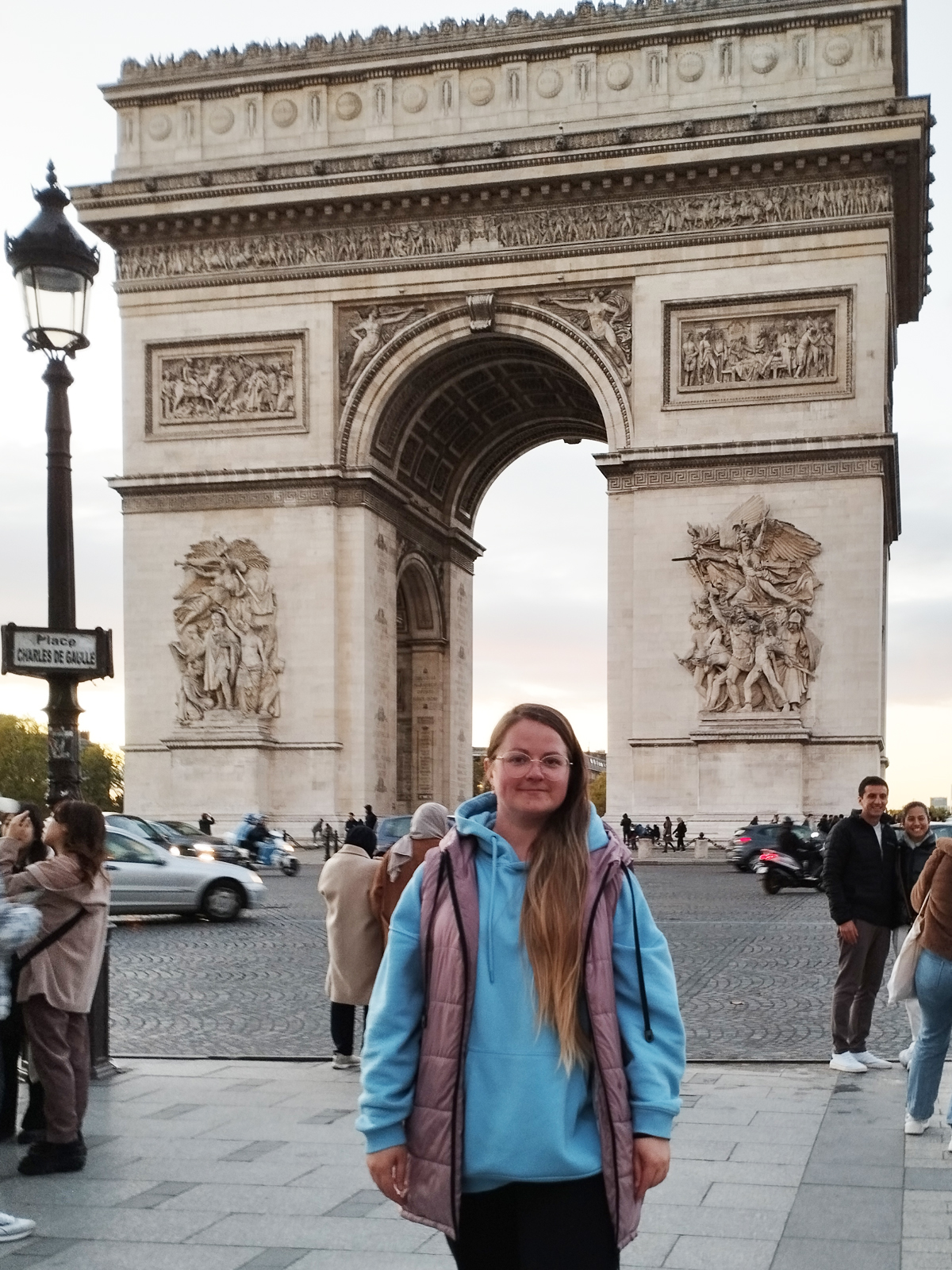 The Arc de Triomphe in Paris. The monument as the centre of the radial composition of the city.