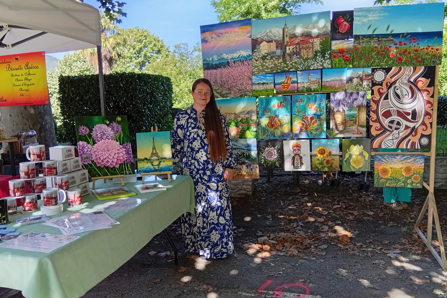 Mon stand avec des peintures à la Fête de l’Espadrille à Saint-Laurent-de-Cerdans (27.07.2025)