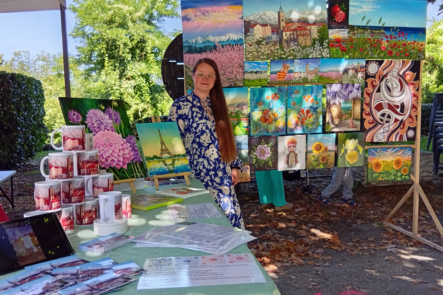 Fragment d’exposition : toiles acryliques à la Fête de l’Espadrille, Saint-Laurent-de-Cerdans
