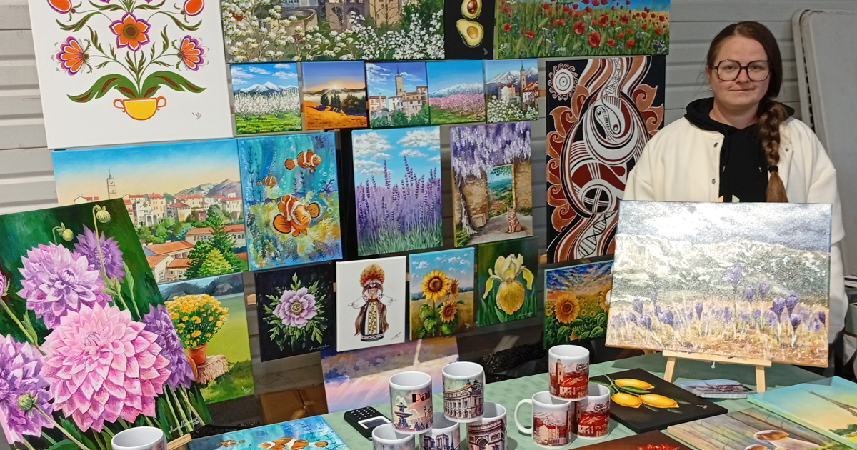 Marché de Noël à Saint-Laurent-de-Cerdans — stand artistique d’Anna Mamchur