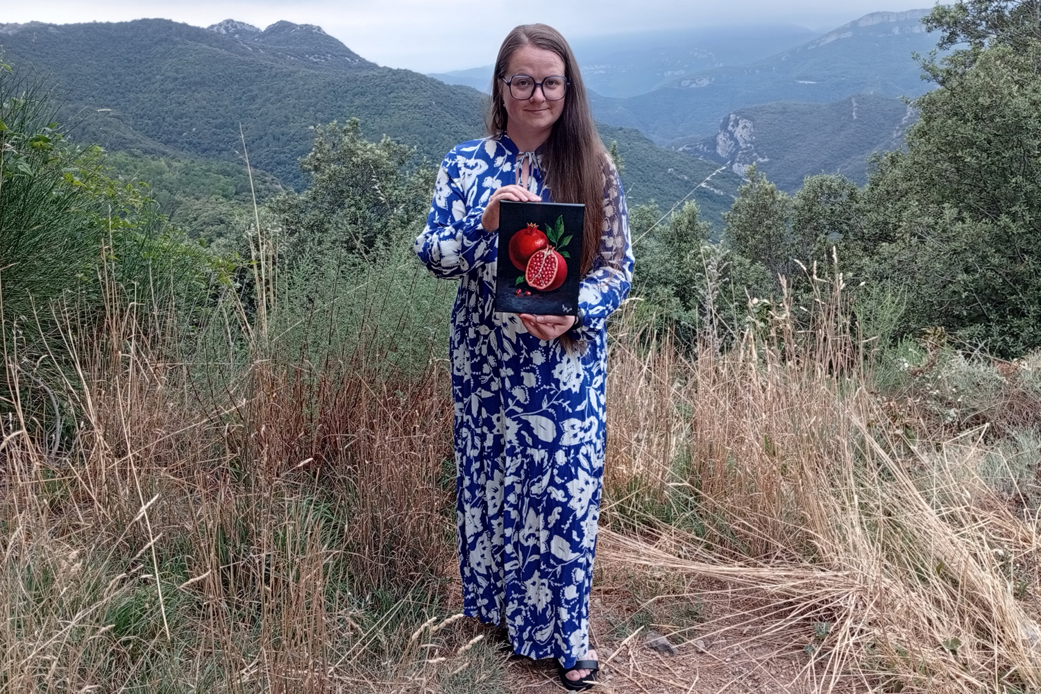 La force du grenadier — peinture acrylique — tenue par l'artiste